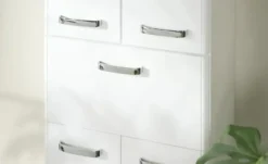 Bad-Spiegelschrank Lienz