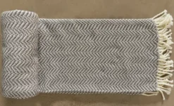 como Jacquard Plaid Zick Zack