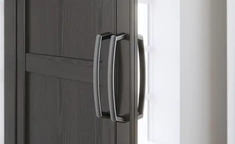 Drehtürenschrank Bohol