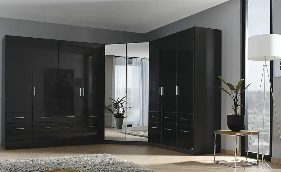 Drehtürenschrank, 4 türig Celle