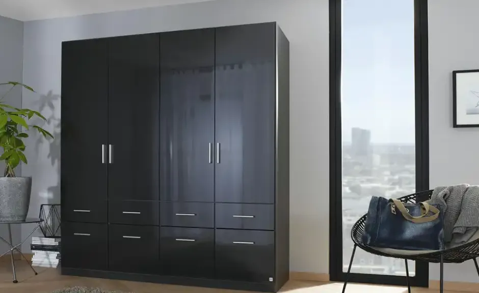 Drehtürenschrank, 4 türig Celle