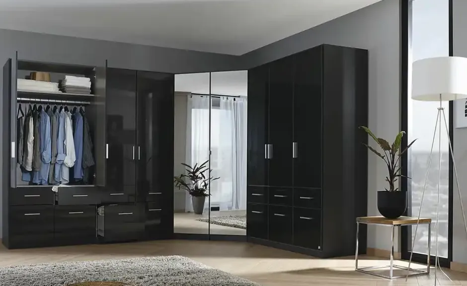 Drehtürenschrank, 4 türig Celle