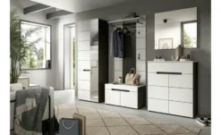Garderobenschrank