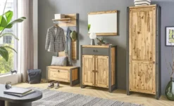 Garderobenschrank