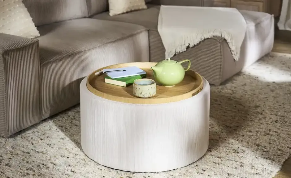 Hocker Vijana
