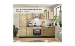 Küchenzeile mit E-Geräten