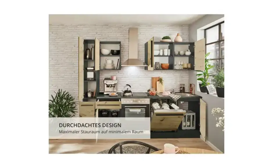 Küchenzeile mit E-Geräten