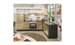 Küchenzeile mit E-Geräten