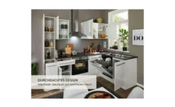 Küchenzeile mit E-Geräten