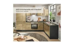 Küchenzeile mit E-Geräten