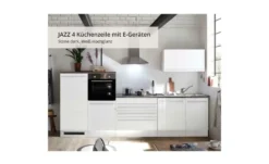 Küchenzeile mit E-Geräten