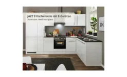 Küchenzeile mit E-Geräten
