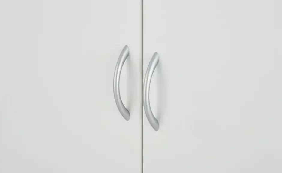 Kleiderschrank Case