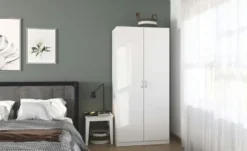 Kleiderschrank Case