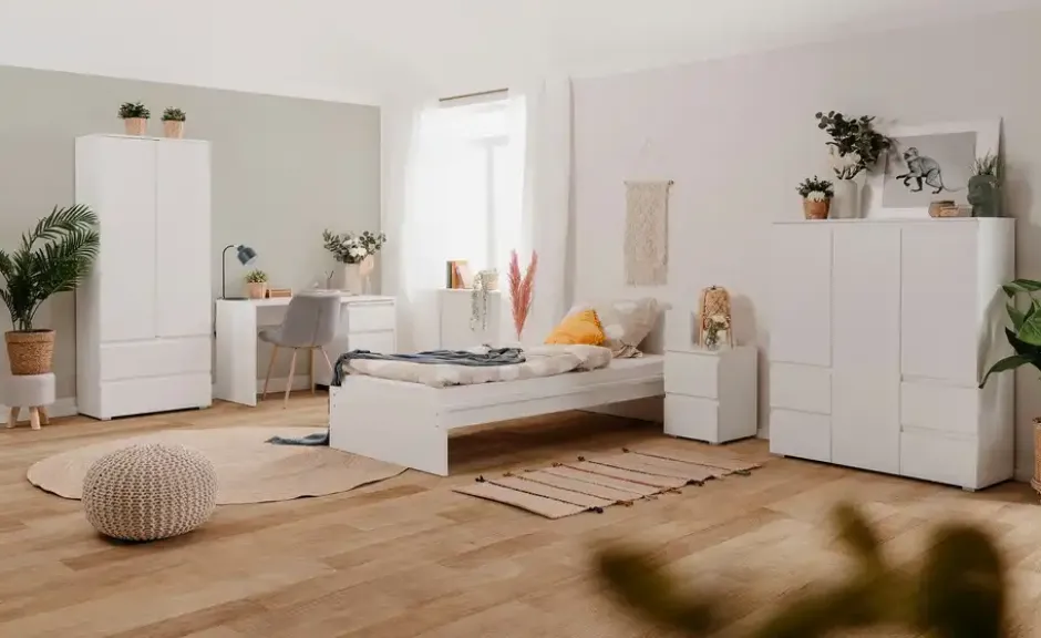 Kleiderschrank Image