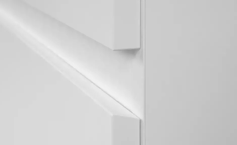 Kleiderschrank Image