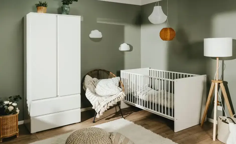 Kleiderschrank Image
