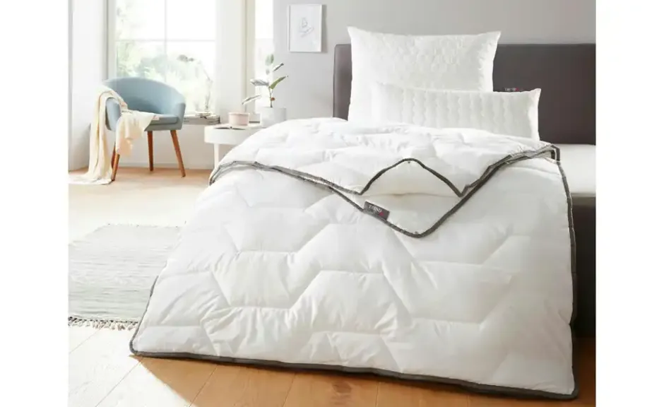 Leicht-Steppbett
