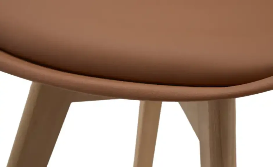 Schalenstuhl Charly