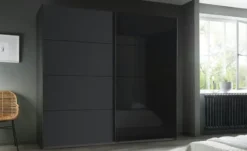 Schwebetürenschrank Quadra