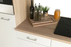 Singleblock mit Elektrogeräten Mol