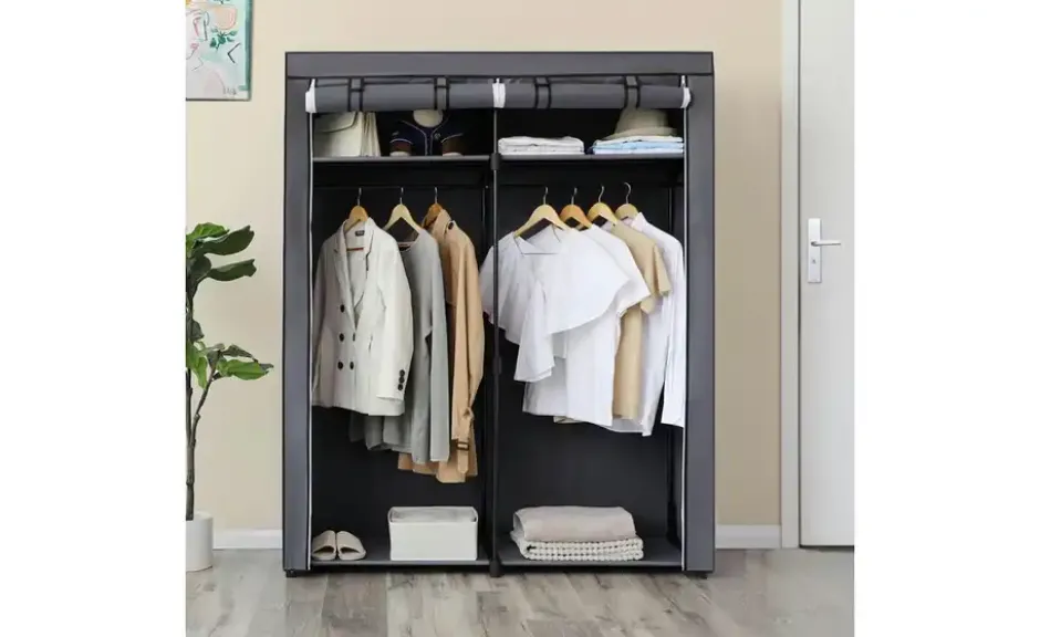 Stoffschrank